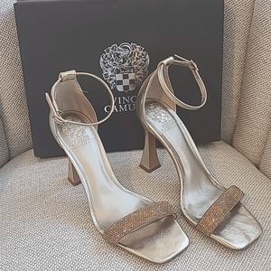 Vince Camuto heel sandals